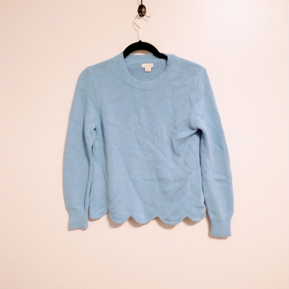 J Crew baby blue thick knit sweater with crewneck and scalloped hem. Size small - Picture 2 of 7